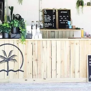 https://jefferson-beach-house.hotelsbyronbayaustralia.com